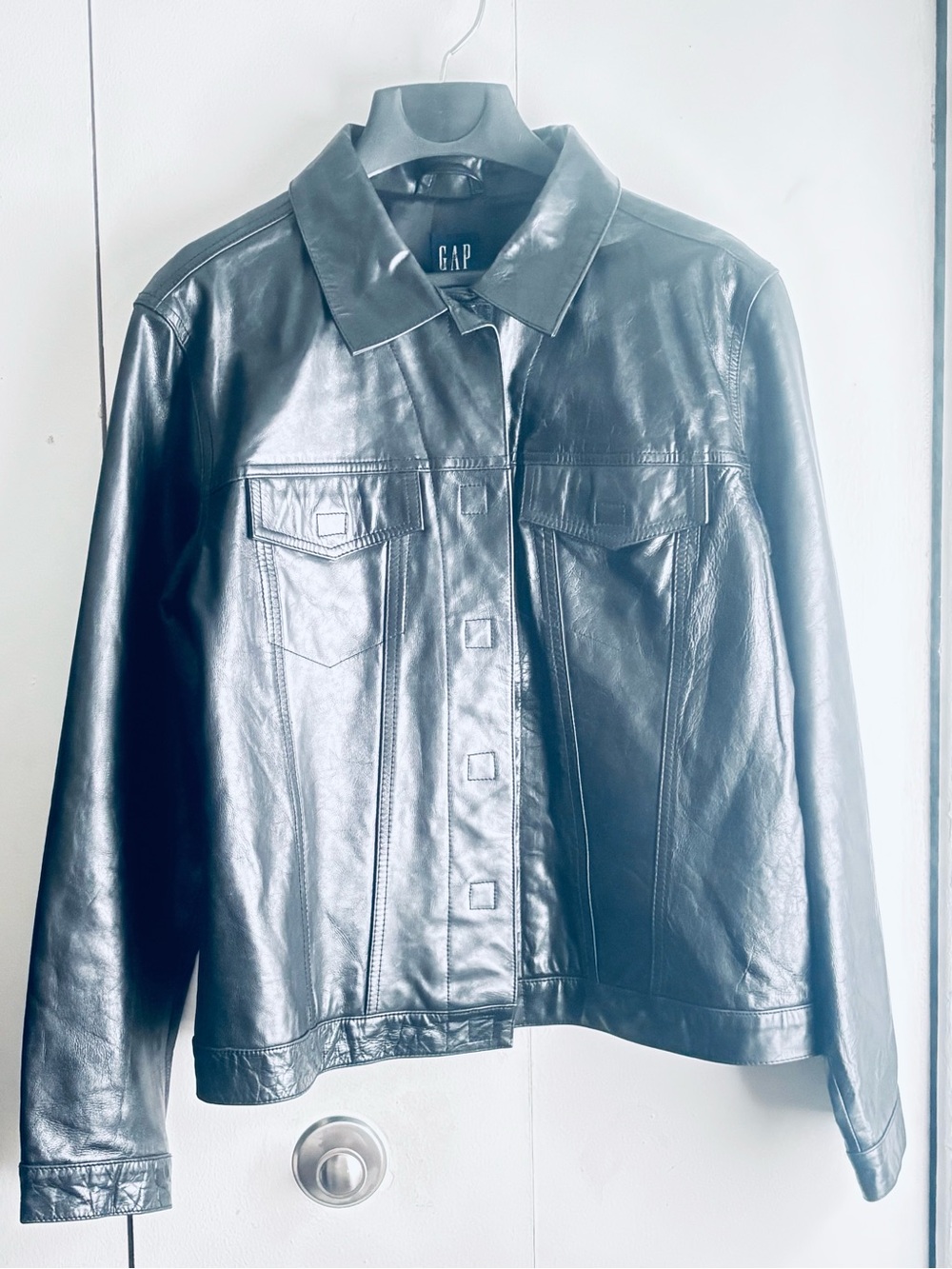 GAP WOMENS BLACK LEATHER JACKET, size XL